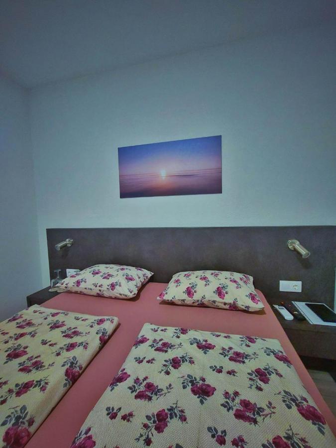 Gold Apartmani Kozarac Exteriér fotografie